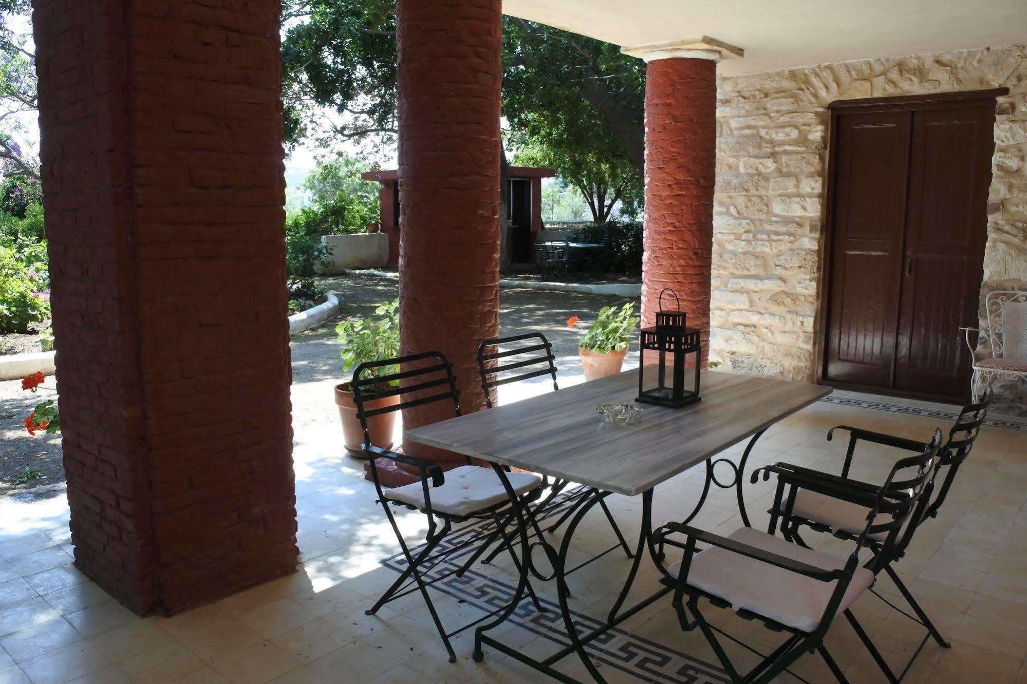 Archontiko Angelou Hotel Alinda  Exterior photo